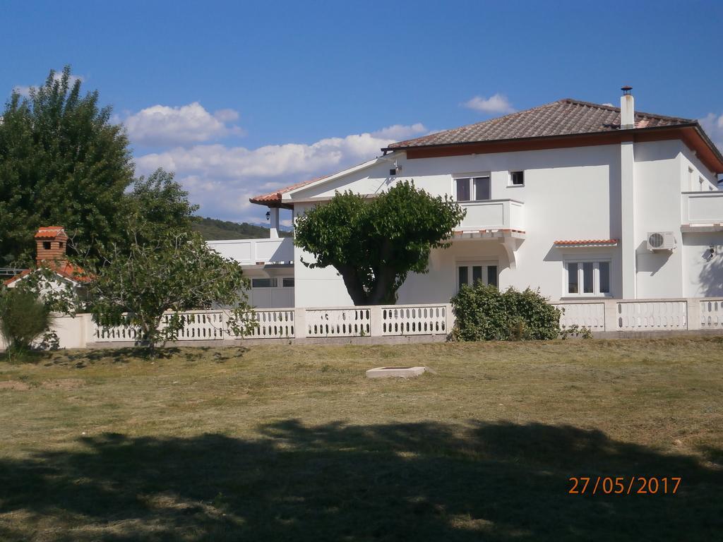 Gvacic House Apartment Супетарска Драга Екстериор снимка